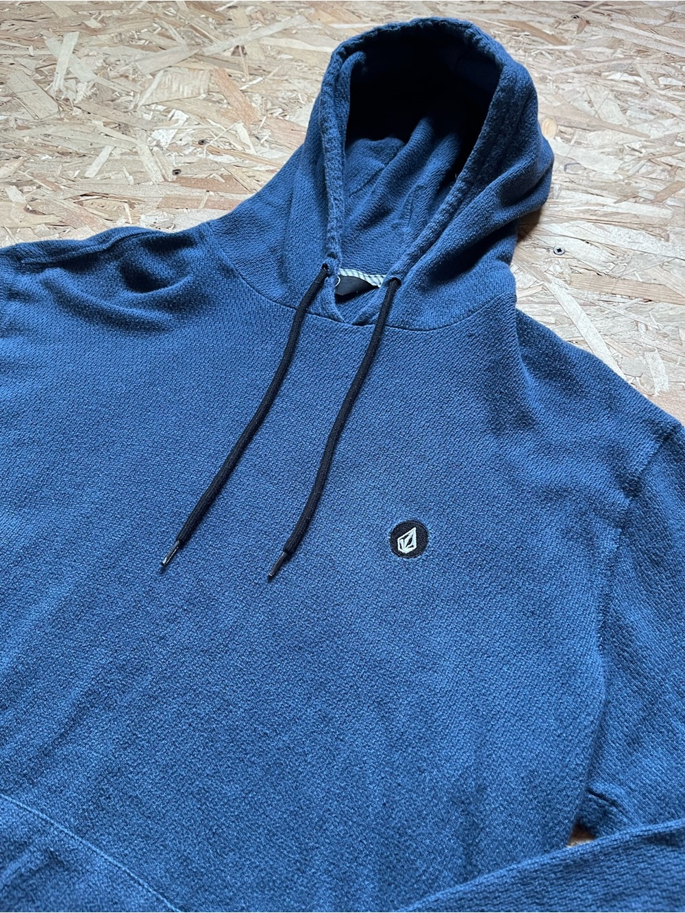 Volcom Men’s Blue Hooded Pullover Sweatshirt